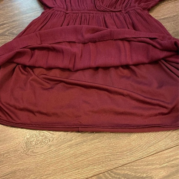 Small Burgundy Dress - Picture 7 of 7